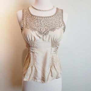 Wendy Hil 100% Silk Cream top Sz: Small